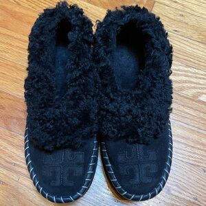 Tory Burch Cozy Black Shearling Slippers